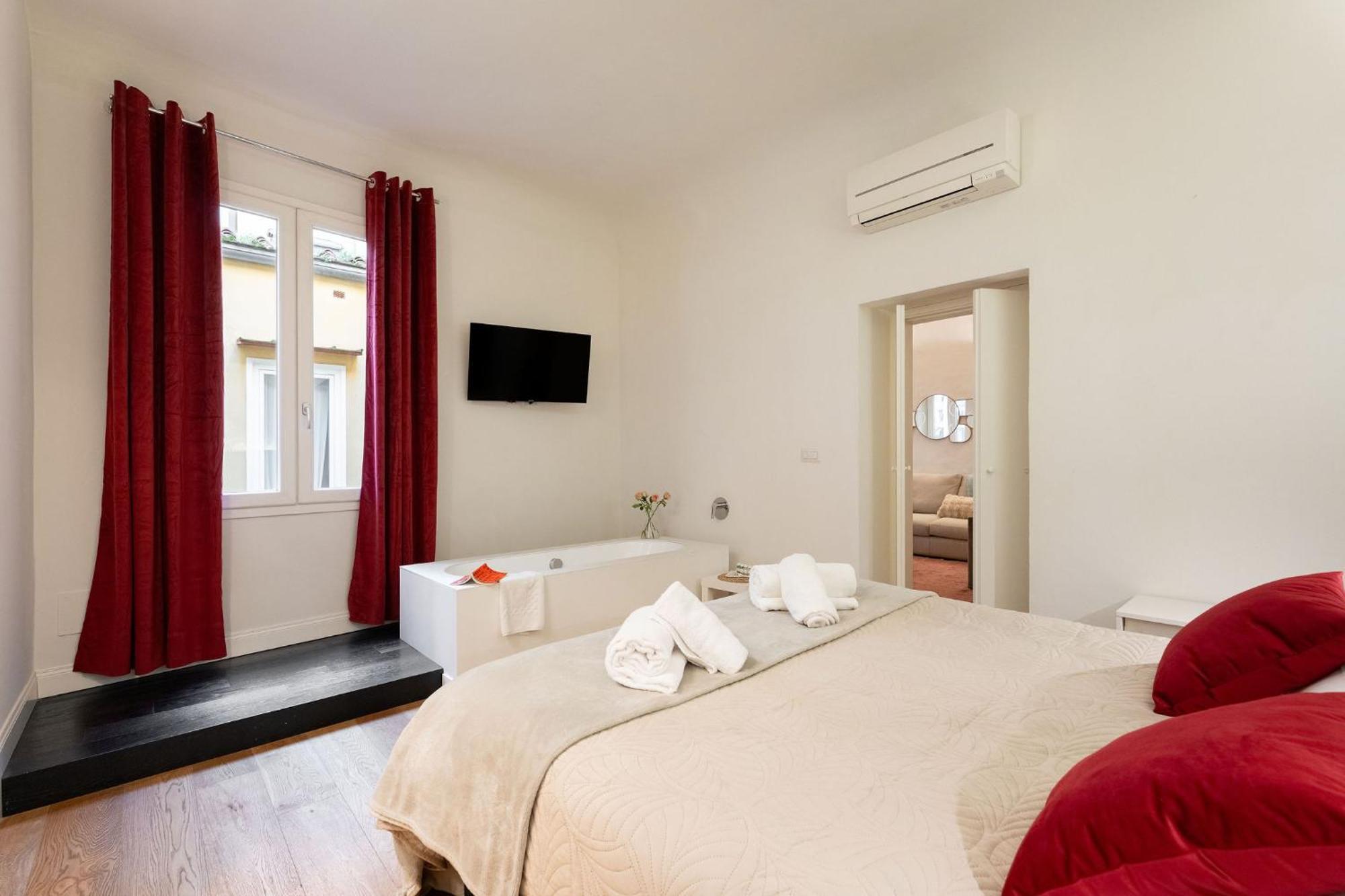 Tb-One Bedroom Luxury Apartment In The Fashion District Florence Ngoại thất bức ảnh